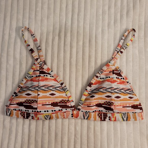 June bikini top - Picture 1 of 3